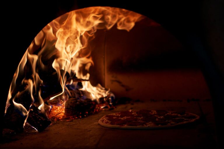 Cât contează cuptorul pentru o pizza napoletană ca la Napoli