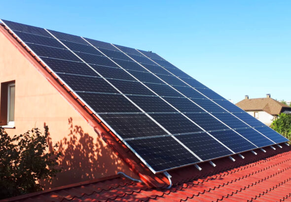 1panouri-fotovoltaice-14