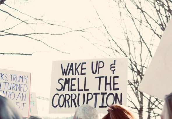 Photo strategies for combating corruption