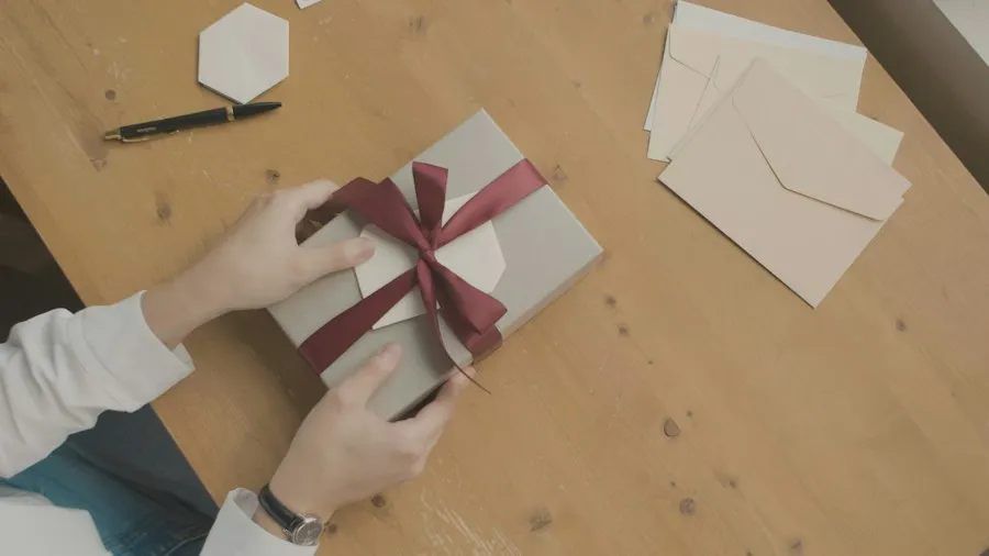 Photo how to send a package tutorial